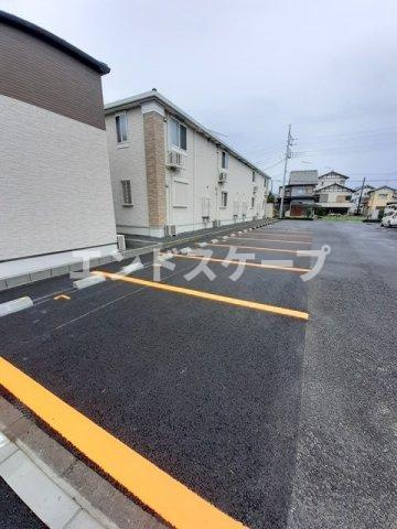 コータ・コートＤの駐車場|高崎、前橋のお部屋探しはエンドスケープまで！お客様の理想お聞かせ下さい♪