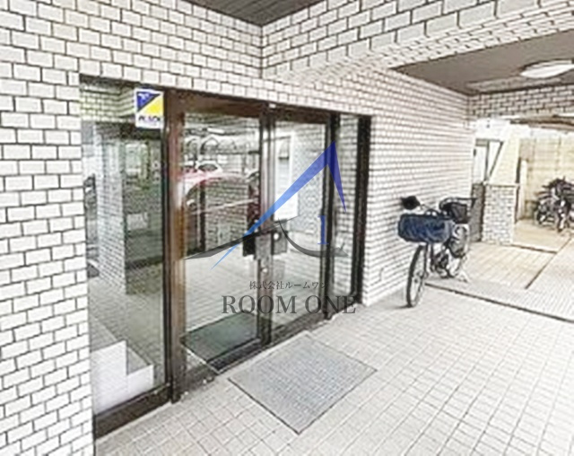 日神シルバーパレス鷺宮のエントランス|エントランスです。