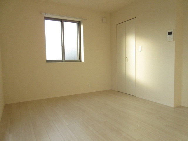ヴィラ ときわ台の寝室|★キレイなフローリングの角部屋です★