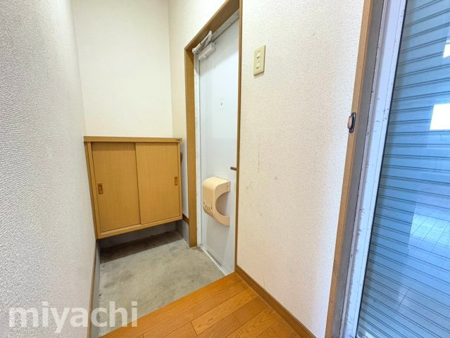 レインボータウン松ノ本Ⅰの玄関