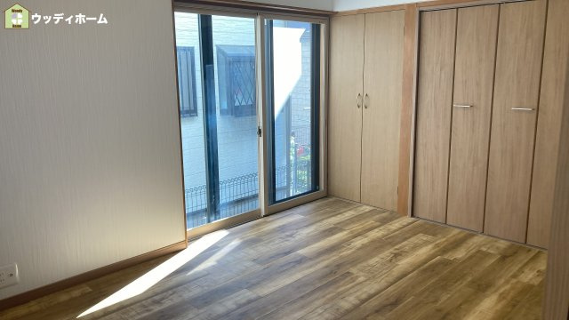 越谷市七左町1丁目　中古一戸建ての洋室