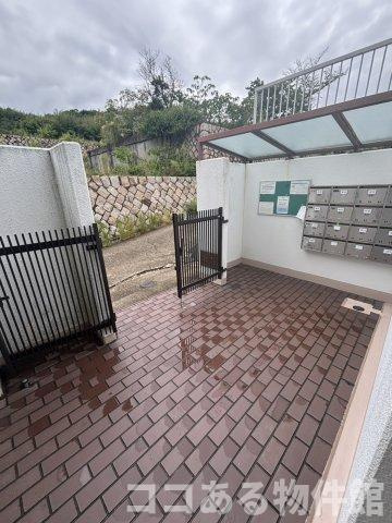 ビバリーハウス須磨弐番館のエントランス