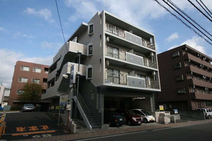 リポザーレ仲町台