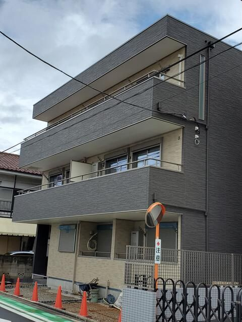Ｂｅｌｌ　Ｃｒｅｓｔの外観