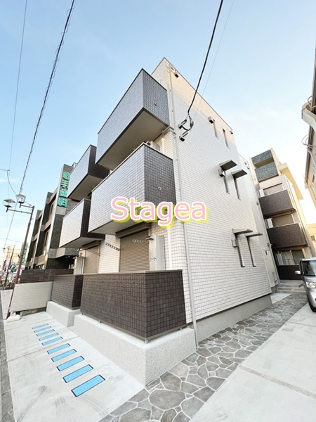 スリーミニッツ上尾の外観