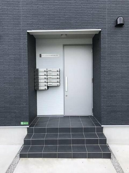 【エントランス】