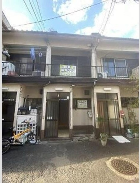 石原町テラスの外観