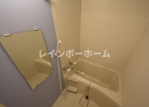 クレイノ葵芳　1号館の浴室