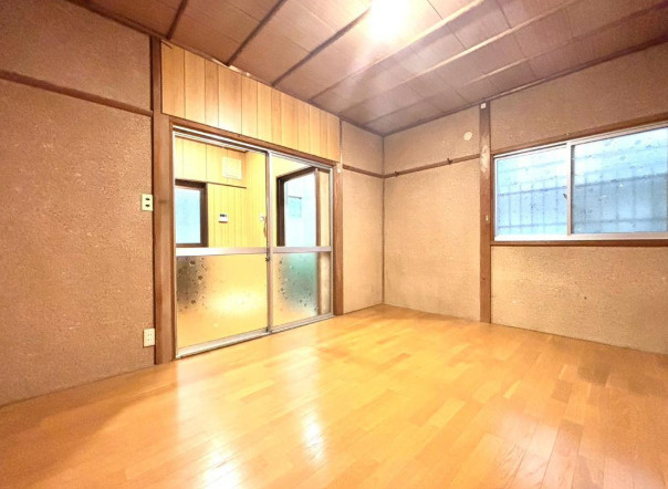 鴫野西戸建の居間・リビング