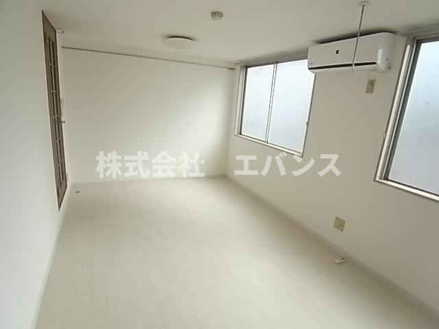 【寝室】 | レジデンスカープ千葉 | 開放的な寝室です