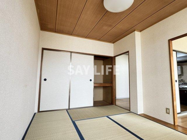 若草ハイツの収納