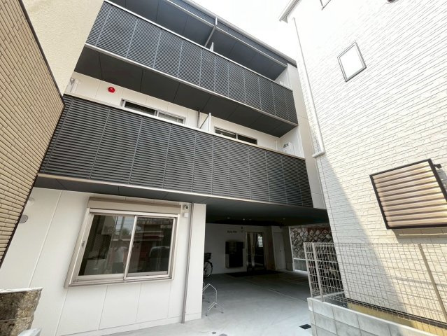 Halu吹田の外観