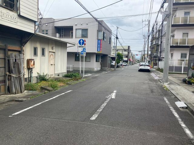 沼津市真砂町の売地|敷地北側市道（幅員８．３Ｍ）