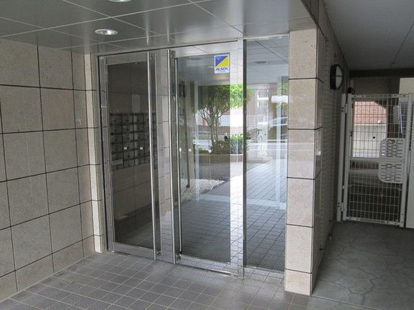 ヴェリーニ東松戸のエントランス