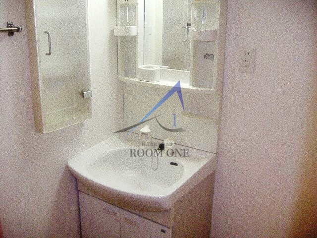 ＺＯＯＭ銀座２丁目Ｓｅｃｏｎｄの洗面所|洗面台です。