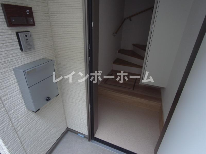 フラリッシュときわ台 の玄関