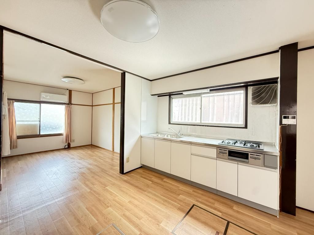 枚方市黄金野戸建の居間・リビング