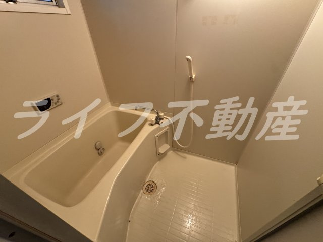 メゾンロータリーの浴室|きれいなお風呂です