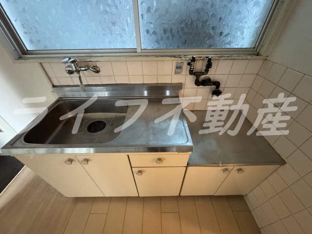 メゾンロータリーの洗面所|脱衣スペースもあります