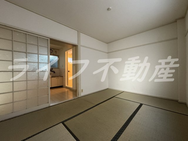 メゾンロータリーの和室|フローリングだけでなく、和室もあります