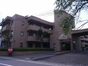 【外観】 | テラスアパートメント青葉 | 鉄筋コンクリート造のがっちりとした建物。