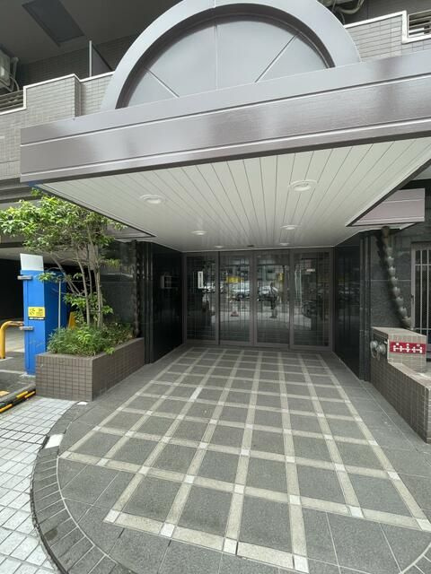 ステラコート横浜南のエントランス