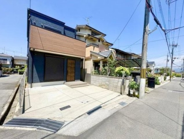 【中古戸建】向日市天神森「西向日駅」2LDKの駐車場