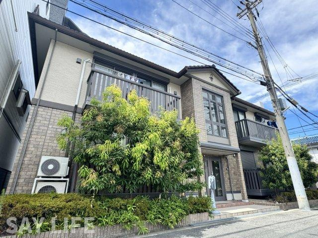 ヴェルドミールの外観