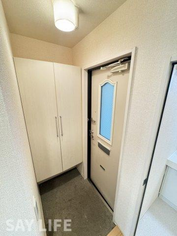 ヴェルドミールの玄関