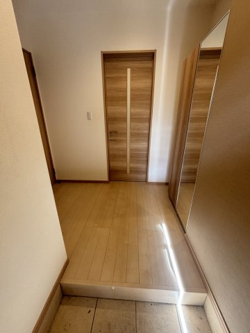デュラカーサ　コブシⅢの玄関|※他号室写真です