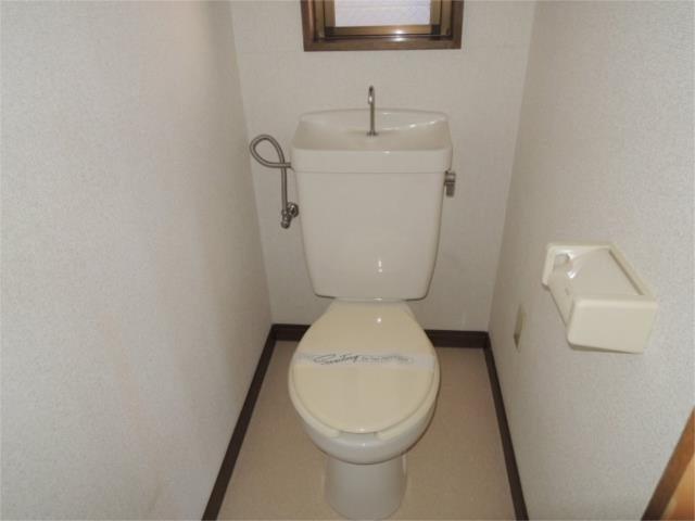 川崎市多摩区菅北浦３丁目のアパートのトイレ