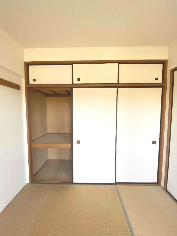 ディアパーク杉田南の収納