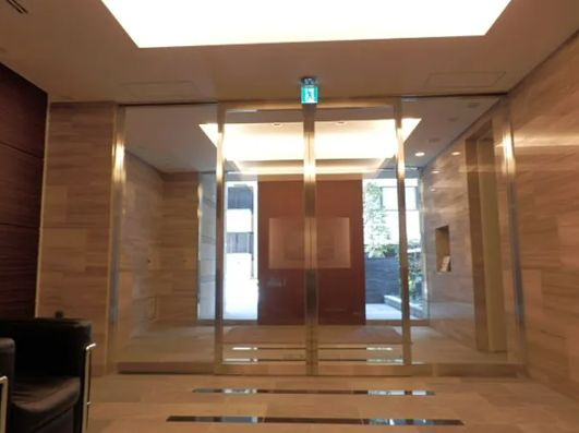 【エントランス】ザ・パークハウス愛宕虎ノ門