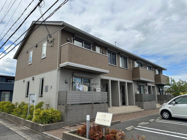 Villa正門通　B棟の外観