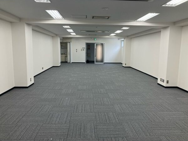 丸の内桜通ビルの内装
