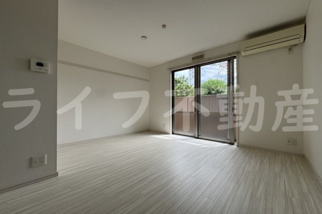 メゾン高野の居間・リビング|ゆったり過ごせる居間です