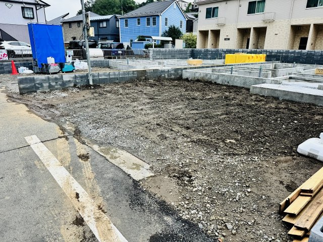八王子市　大谷町　新築一戸建て　８期の駐車場|～並列2台駐車可能カースペース～