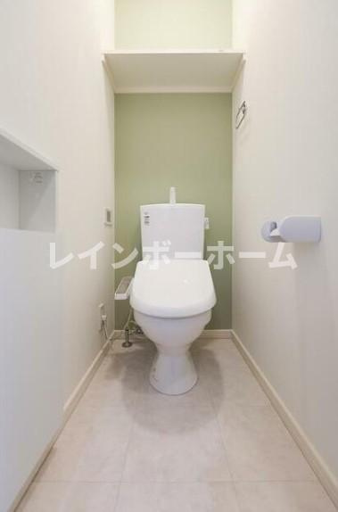 ケンフラッツのトイレ|※別部屋参照写真となります。
