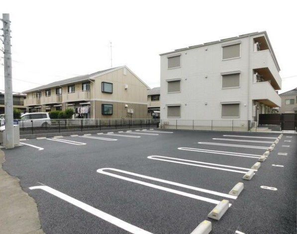 【駐車場】