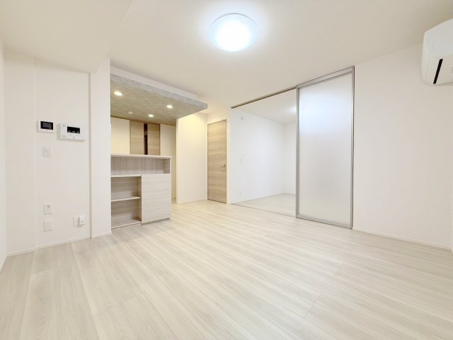 【居間・リビング】 | ルミエ西川口
