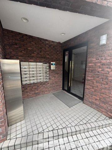 プリマヴェーラ妙法寺のエントランス