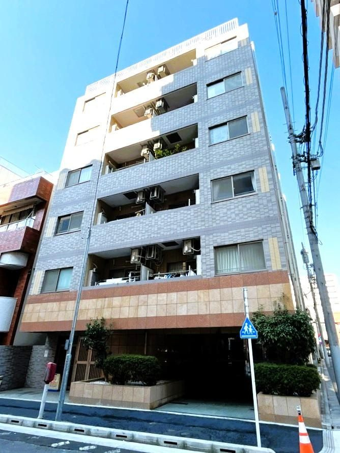 蔵前アムフラットの外観