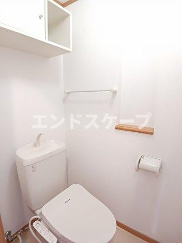 カーサ・ラッフィナートのトイレ|高崎、前橋のお部屋探しはエンドスケープまで！お客様の理想お聞かせ下さい♪