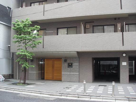 ルーブル中野新橋のエントランス