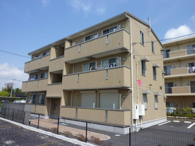 メゾンボナールの外観