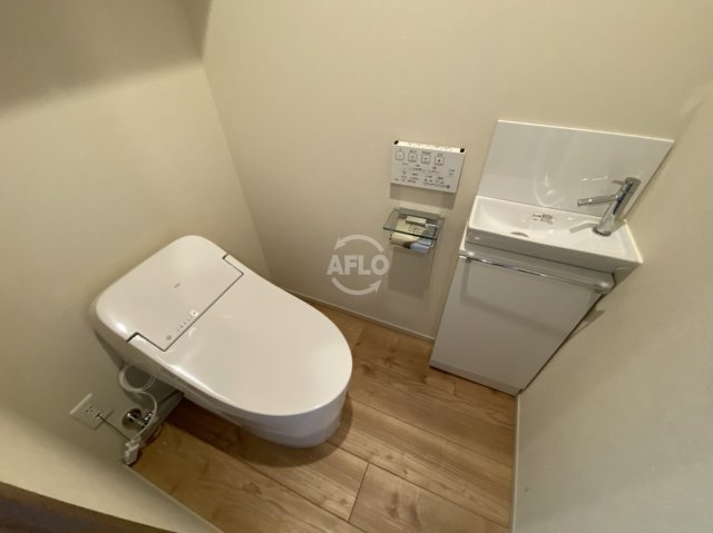 MJR堺筋本町タワーのトイレ|MJR堺筋本町タワー（エムジェイアール）　温水洗浄便座