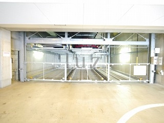 エムエー大口マンションの駐車場