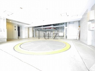 エムエー大口マンションの駐車場
