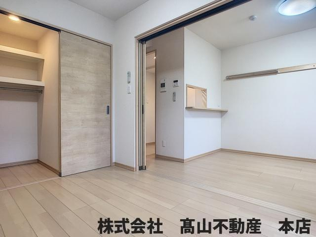 ロイヤルパークタウンBの寝室