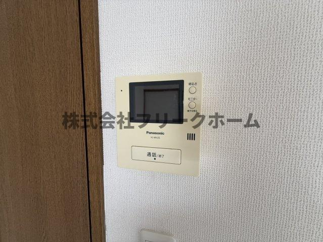 三鷹市深大寺２丁目の賃貸マンションの収納